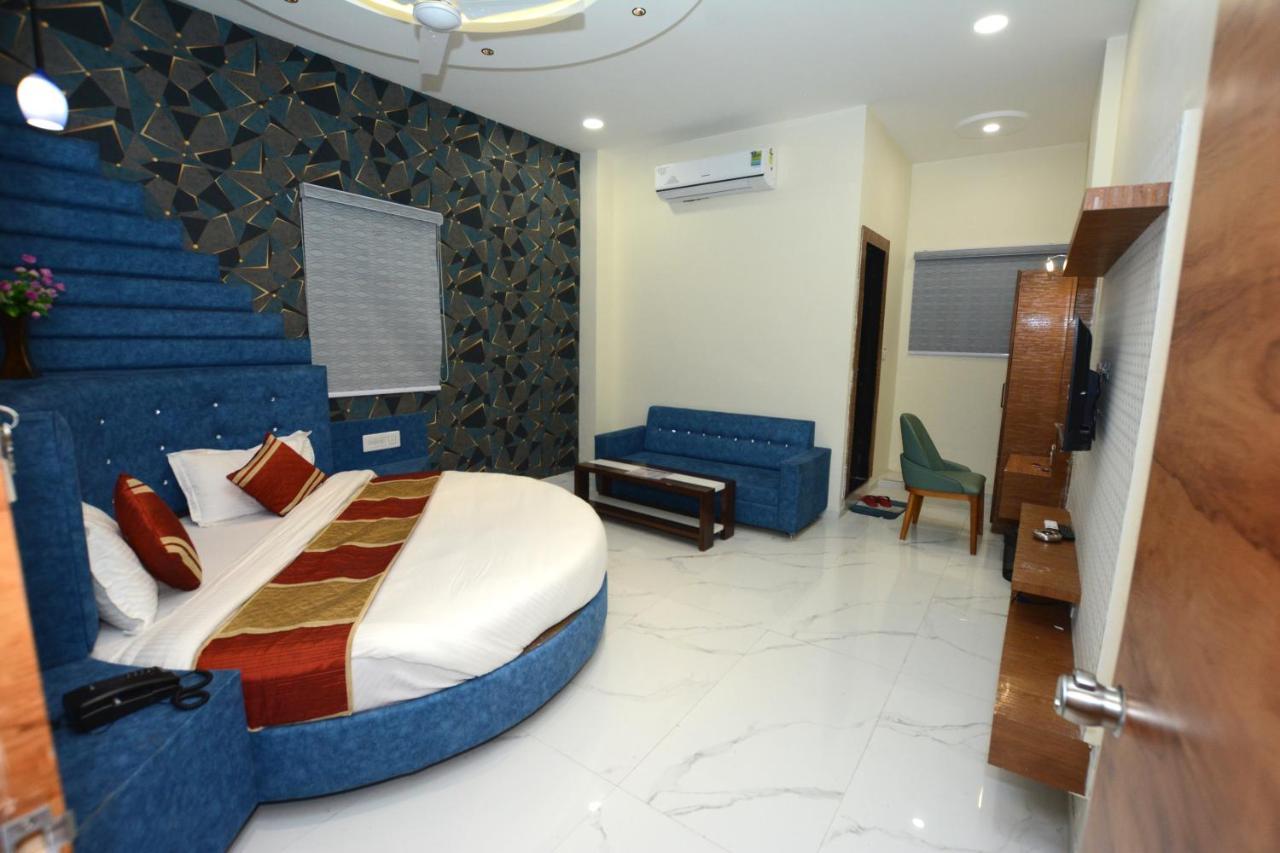 Hotel Villa Inn Ānand Zewnętrze zdjęcie
